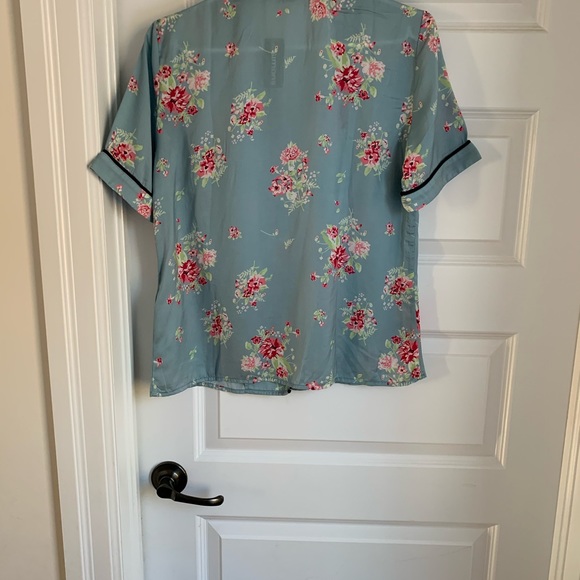 Pyjama style blouse - Picture 3 of 3